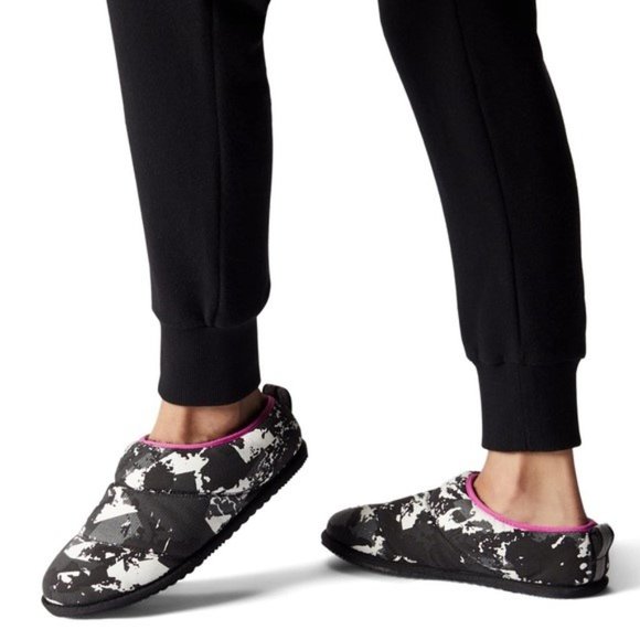 Sorel Go Bodega Run Slippers Faux Fur Slip On Quarry Black Size 7 NEW - Picture 1 of 9